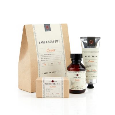 Amber Envelope Gift (Foam Bath, Hand Cream and Soap)
